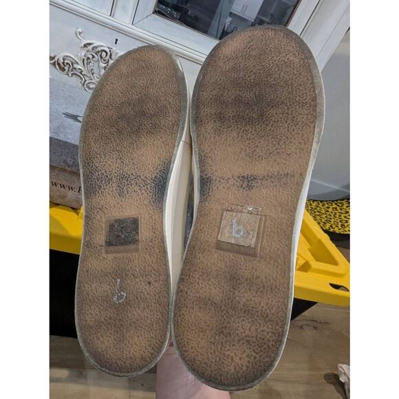 Dolce Vita Zayn 360 Silver Crackle Sneakers! - Picture 10 of 10